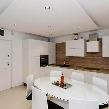 Apartment Iva - Andrije Hebranga 31 شقة دوبروفينك